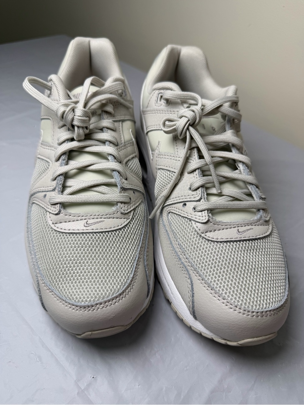 Nike Air Max Command Women, Size 9 Bone Light White DVT 397690 018 NEW No Box To
